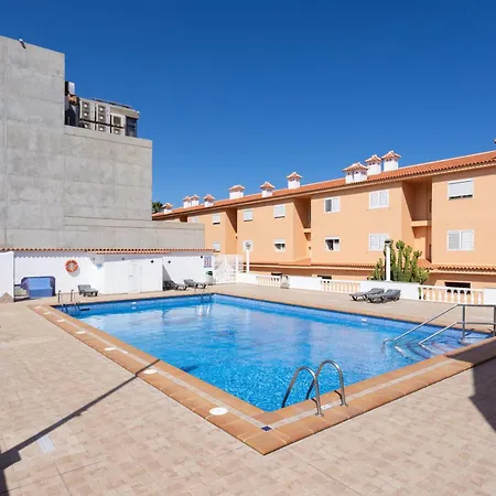 Home2book Stunning Sea Front Caletillas, Pool 아파트 칸델라리아