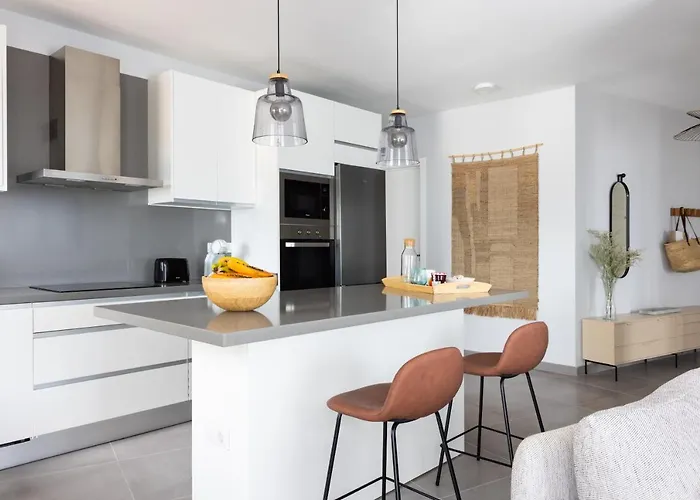 Home2book Stunning Sea Front Caletillas Daire