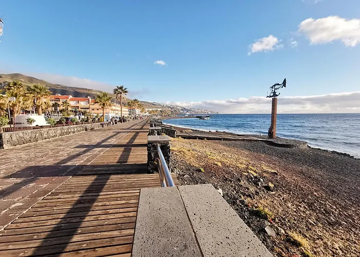 Home2book Stunning Sea Front Caletillas Apartment
