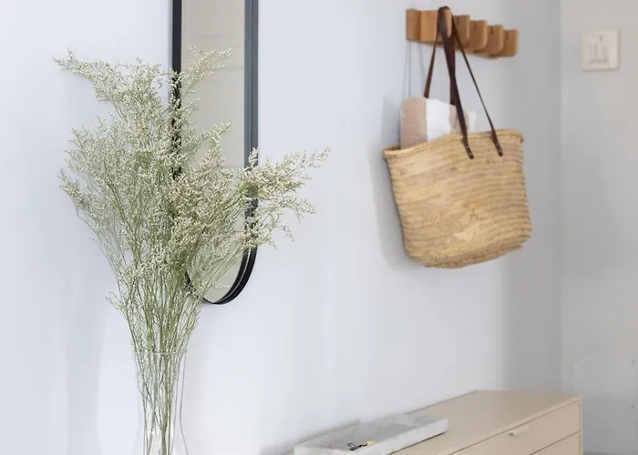 Home2book Stunning Sea Front Caletillas Daire *