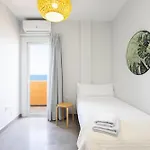 Home2book Stunning Sea Front Caletillas 公寓 坎德拉里亚